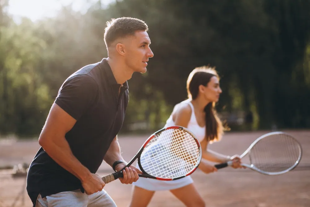5 conseils pour améliorer votre jeu de tennis