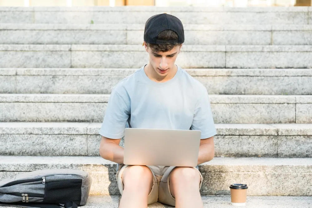 Comment acheter un bon ordinateur portable à petit prix