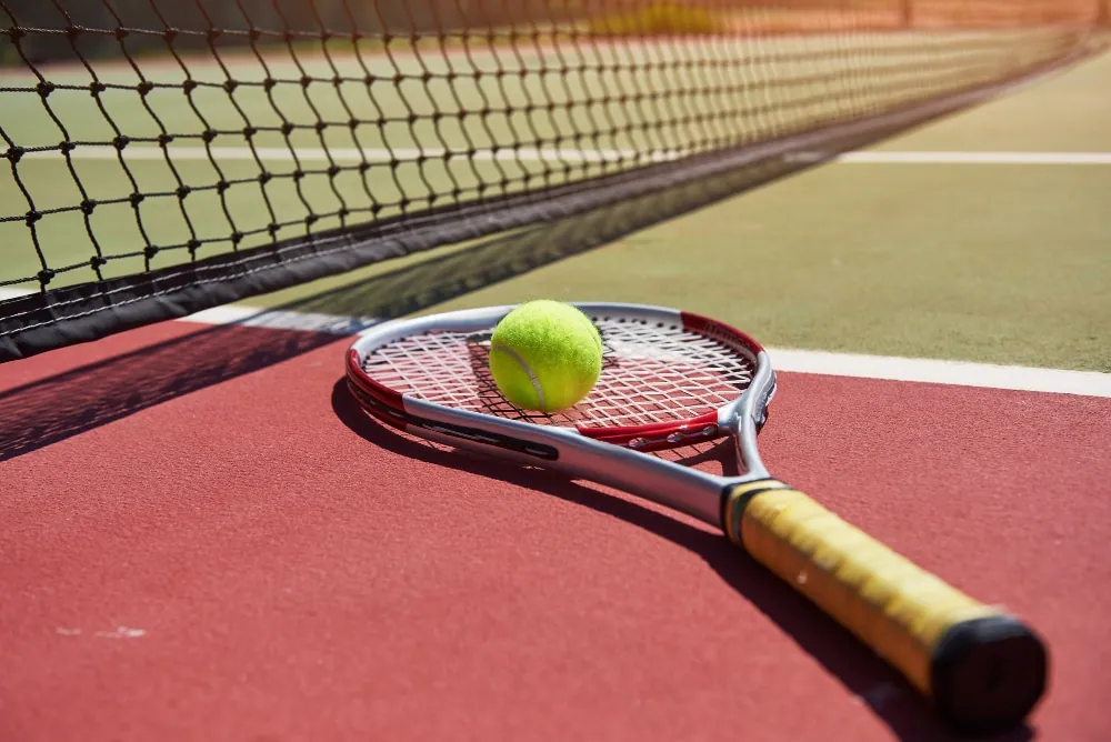 Comment choisir la raquette de tennis idéale pour les débutants ?