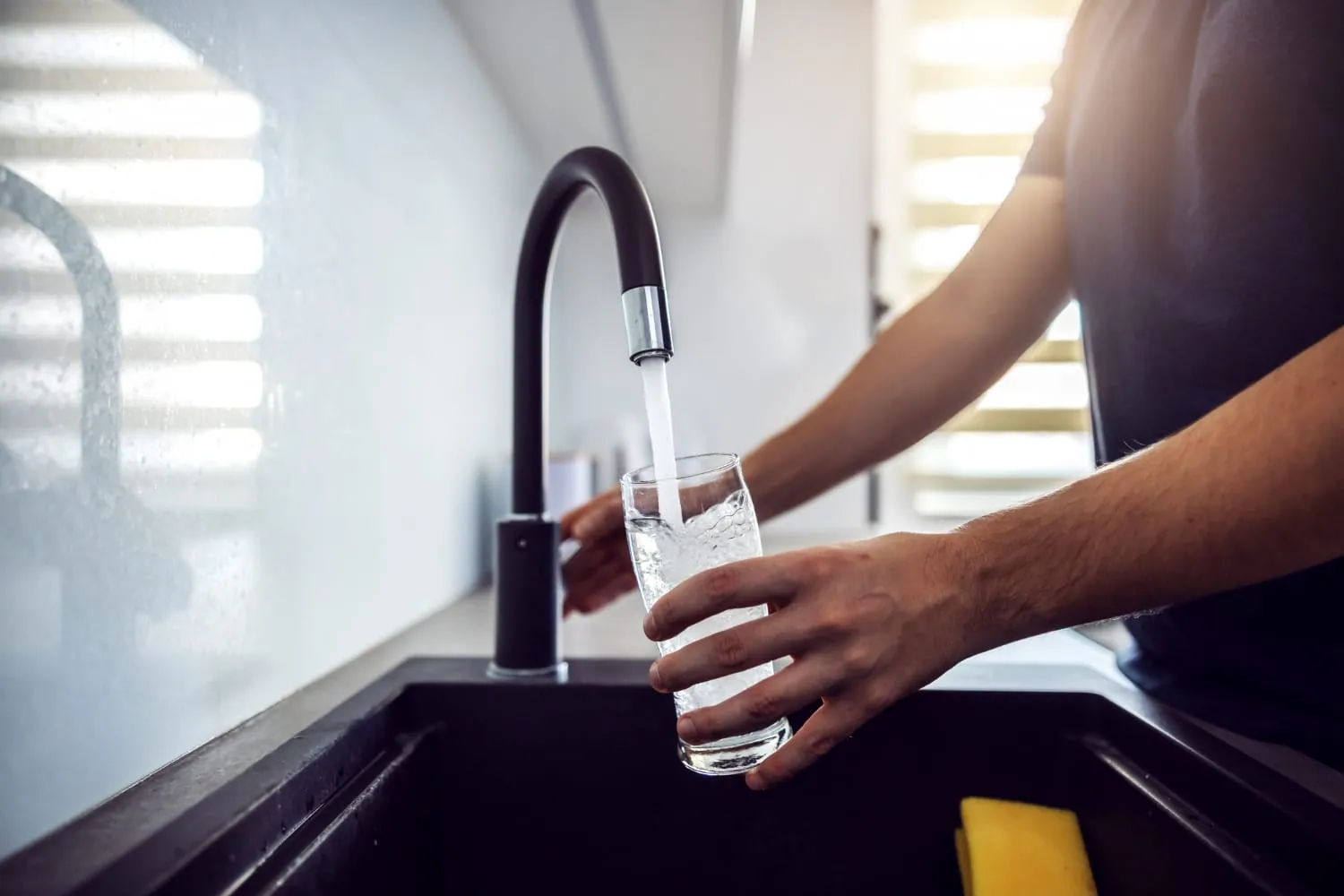 Comment installer un nouveau robinet dans la cuisine?